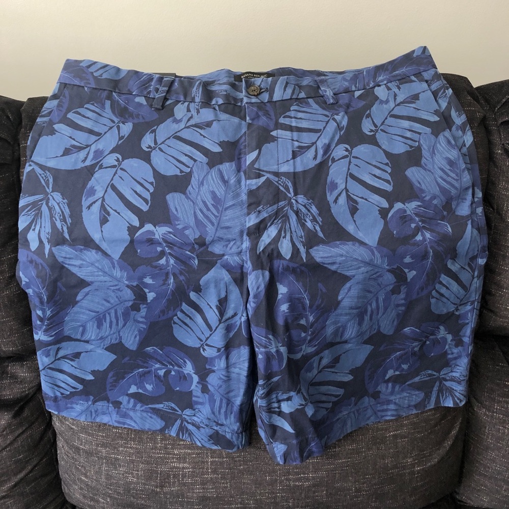 BRAND NEW Banana Republic Men’s Shorts